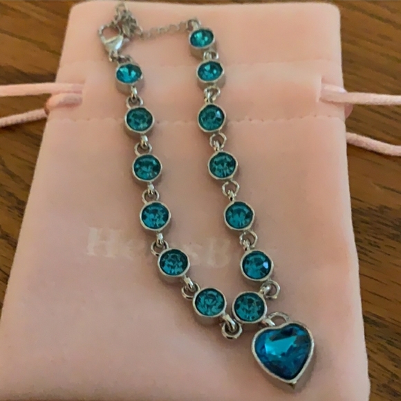 Beautiful Blue Topaz & White Zircon 3 Piece Set - Picture 8 of 10